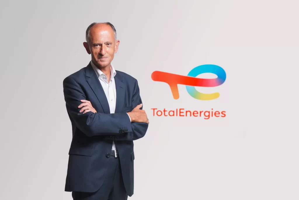 Javier Sáenz de Jubera posando en imagen corporativa de TotalEnergies